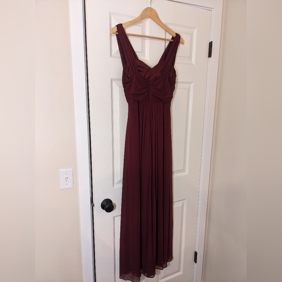 Merlot maxi dress ❤️ Prom - Picture 3 of 5